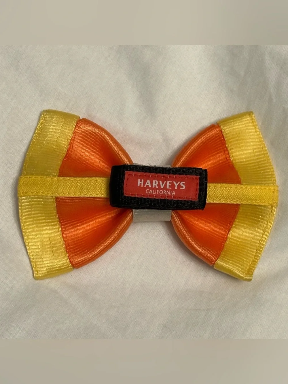 Harvey’s seatbelt bags Candy Corn Velcro Bow - Picture 2 of 2
